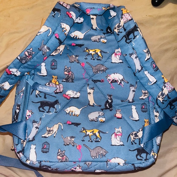 Essential Compact Backpack - Picture 3 of 3